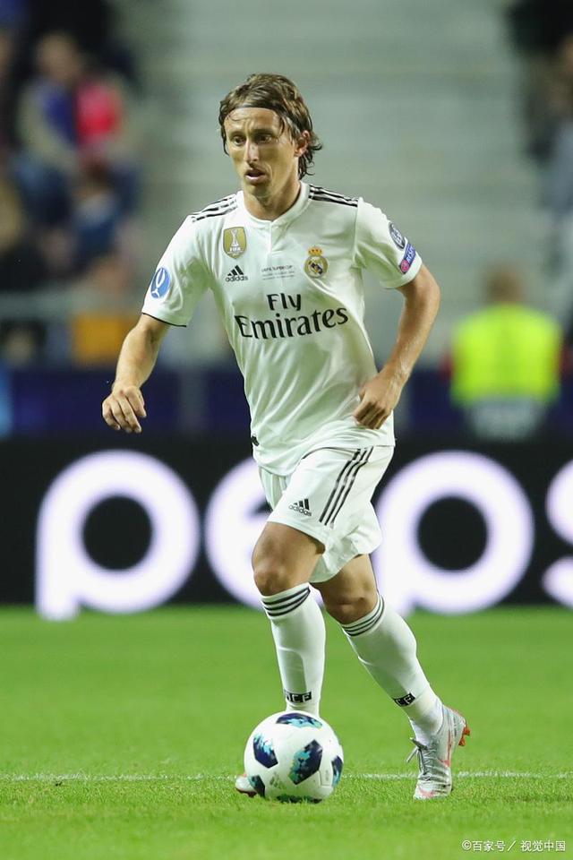 东契奇30+三双次数超约基奇&威少历史第二，身前仅剩大O