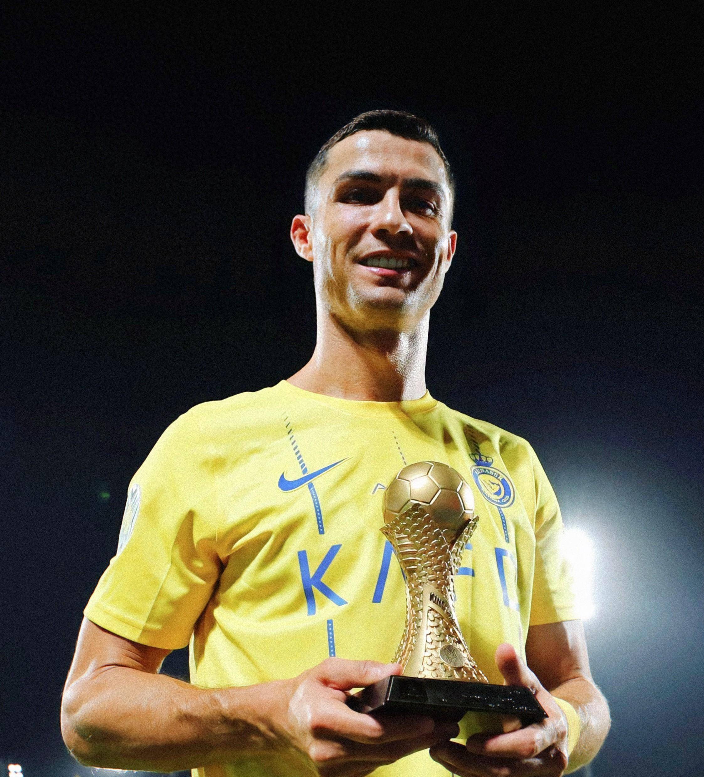 弗兰克：防守型教练？我带的队进球挺多的；庆幸自己不碰社媒